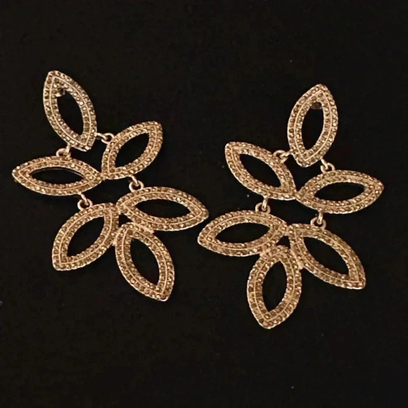 Lotus Bling Earrings - Picture 1 of 4